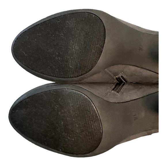 Coach and Four Faux Suede Ankle Booties Cuffed Bow Charcoal Gray Women’s Size 10 - Picture 6 of 7